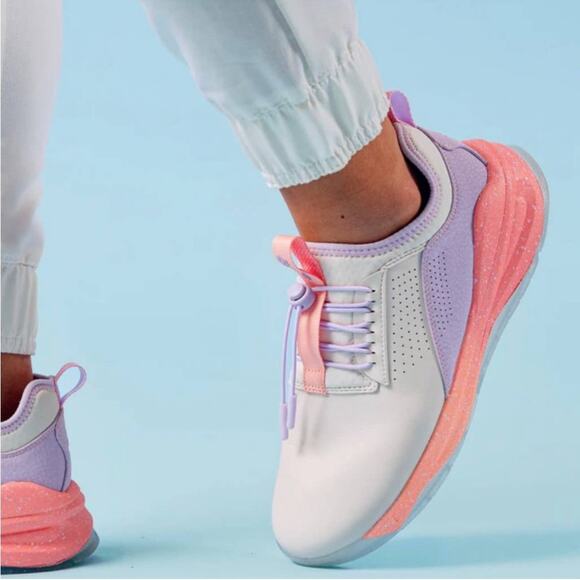 Clove Limited Edition Classic Sneakers In Peach
Quartz nursing shoe Size 8.5 - Picture 2 of 9